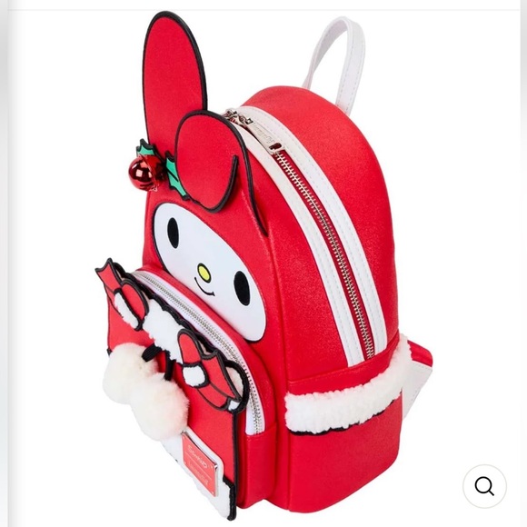 ❤️PRICE FIRM❤️ Loungefly Sanrio My Melody Winter
Figural Mini Backpack